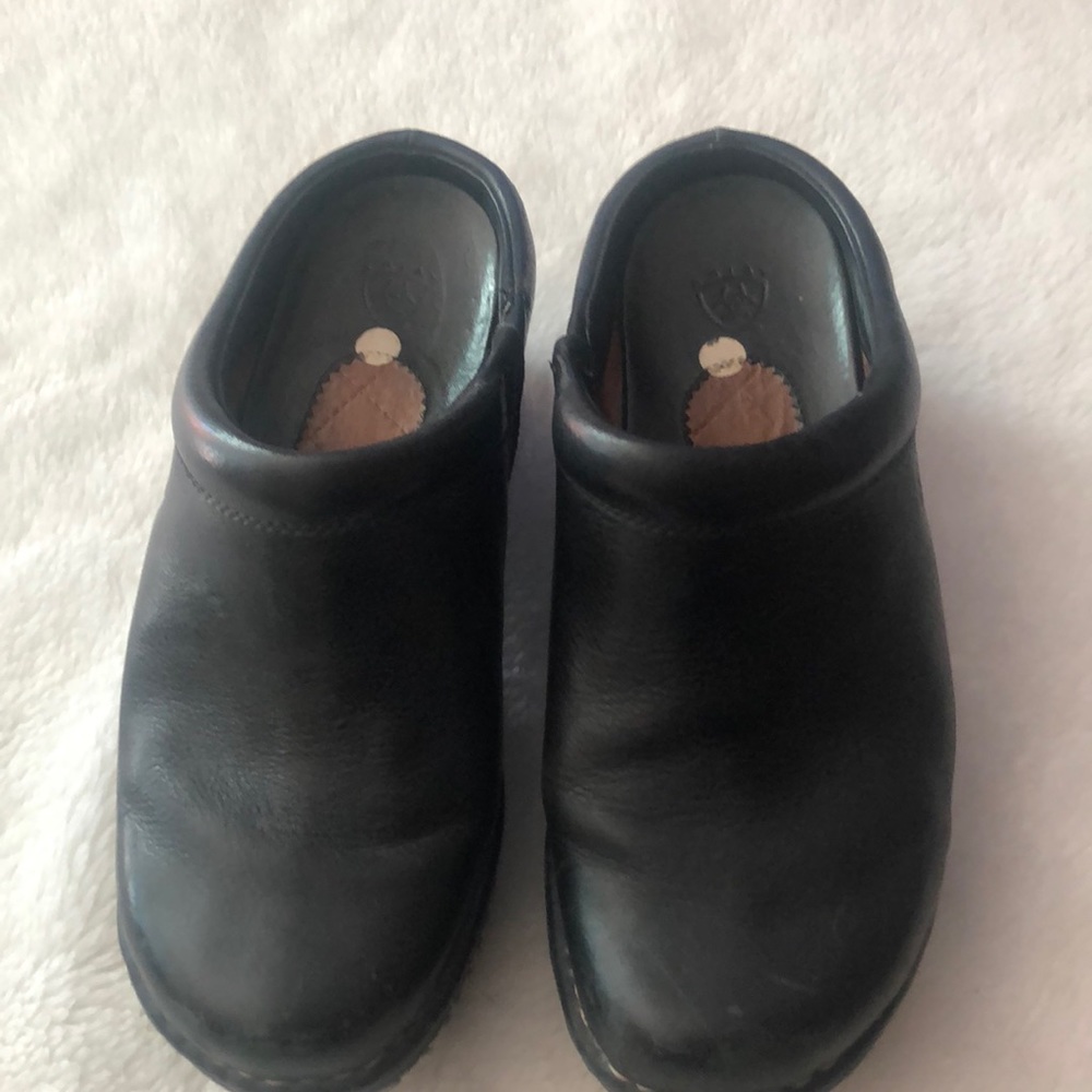 Ariat slip on leather mules p1098